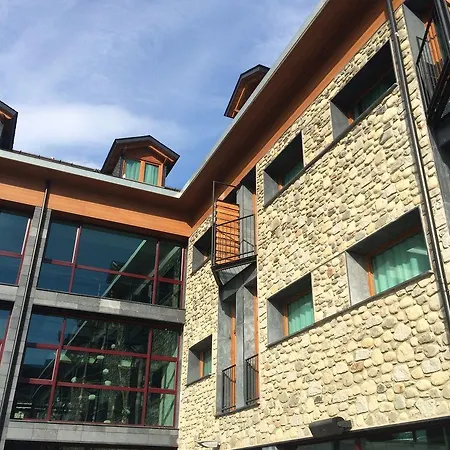 Aneto Бенаске