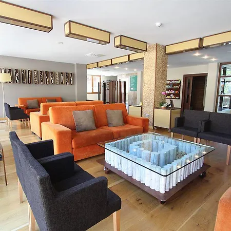 Aneto Кемпинг Бенаске