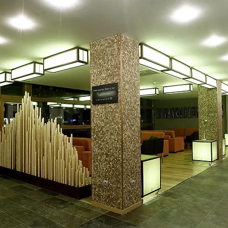 Кемпинг Aneto Бенаске