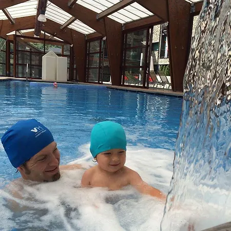 Aneto Кемпинг Бенаске